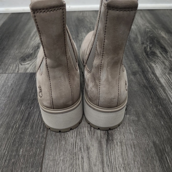 Timberland Carnaby Cool Mid Chelsea Boot Beige Size 7.5 Excellant Condition - Picture 3 of 9